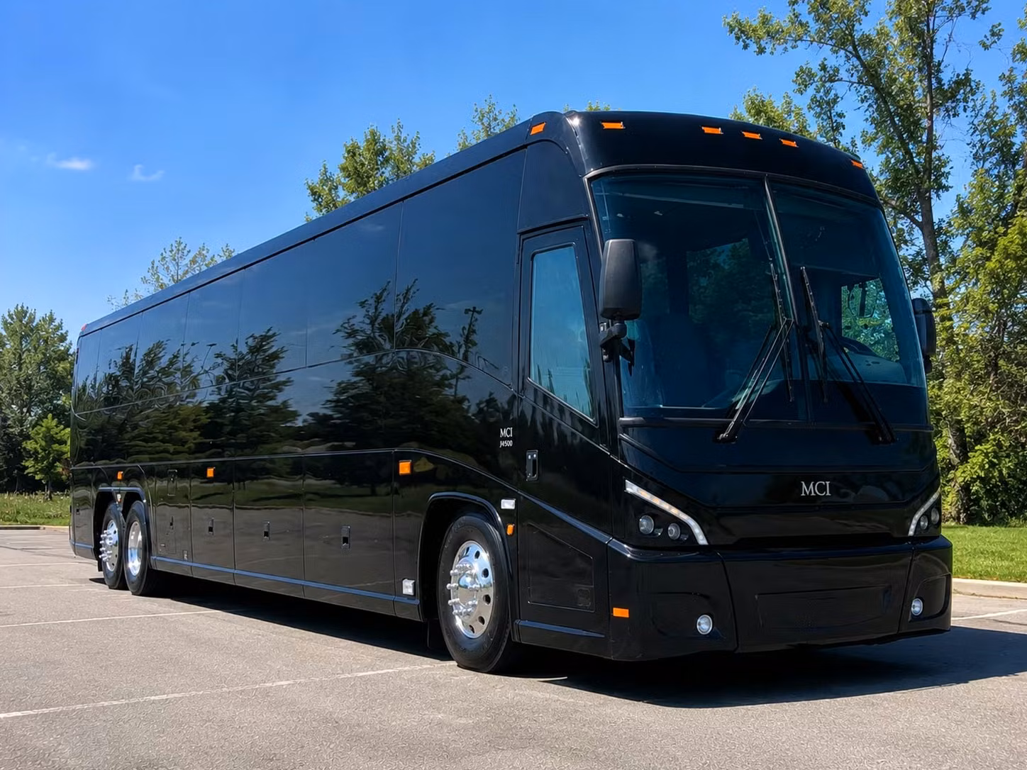 charter buses to the smithsonian institution and national mall museums