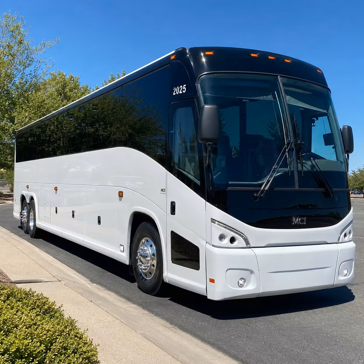 use a charter bus to connect washington dc groups to airports cruise ports and train hubs